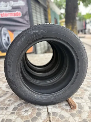 4 Pneus aro 15 Dunlop seminovos 