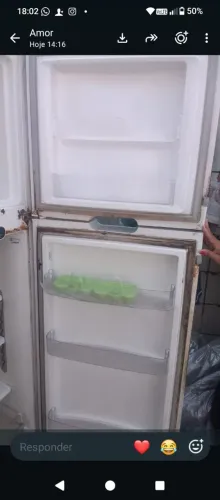 Geladeira a venda