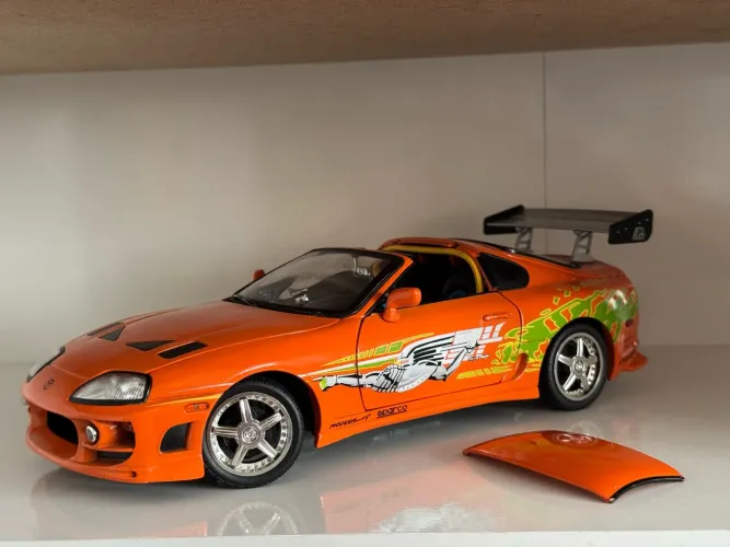 Miniatura toyota Supra Velozes e Furiosos 1/18 Ertl Racing Champions RARA