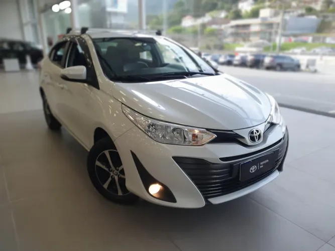 Toyota Yaris XS Connect Sedan 1.5 Flex 16V AUT 2021