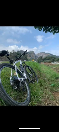 Vendo ou troco bicicleta aro 29