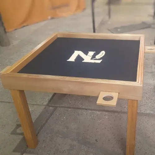 mesa de board games NeverLand 1m x 1m | tampo removível