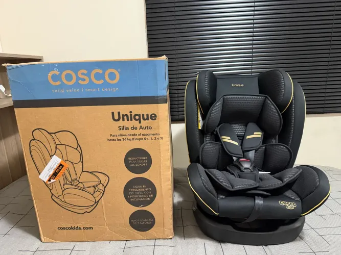 Cadeirinha para carro Cosco Kids, Unique, 0 a 36 kg, Preto Ouro - Nova sem uso