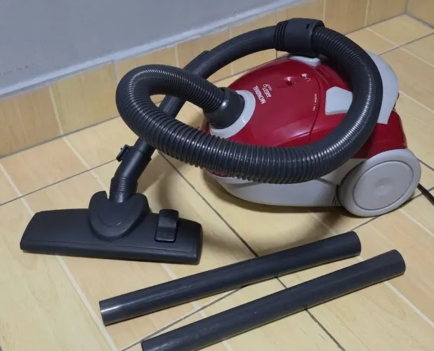 Aspirador de Pó Mondial Next 1500W - Ótimo Estado (Pouco Usado)