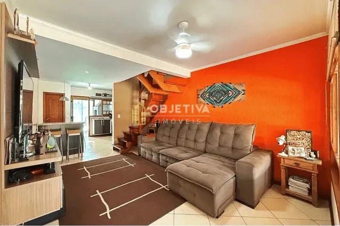 Casa em Condomínio à venda 3 Quartos 1 Suite 2 Vagas 121M² Ipanema Porto Alegre - RS