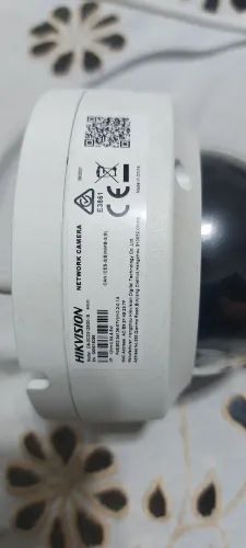 Camera HIKVISION<br>NETWORK CAMERA<br>Model: DS-2CD3125G0-IS 4mm