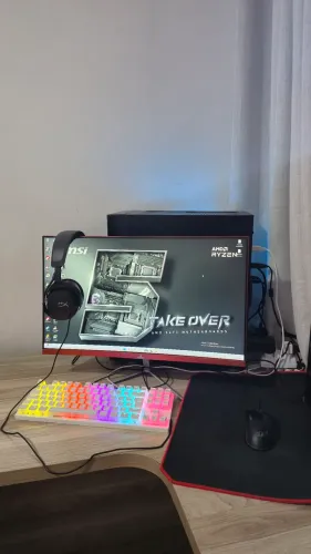 PC gamer na GARANTIA com NF 8GB de Video 16 de Ram Ryzen 5 5500X3D