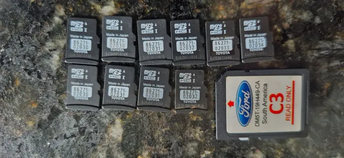 TOYOTA CARTAO GPS