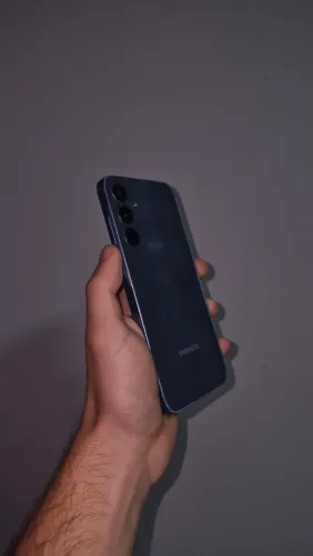Celular A25