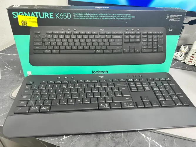 Teclado Logitech K650