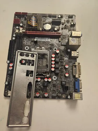 Placa-mãe Kronnus KR-TI61M5 LGA1155 DDR3 Usada