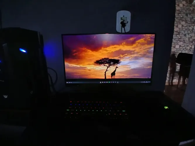 Vendo PC GAMER com periféricos (monitor, mouse, teclado e headset)