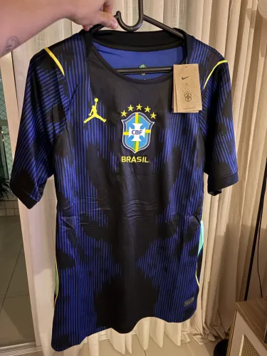 Vendo blusa do Brasil (Novo modelo)