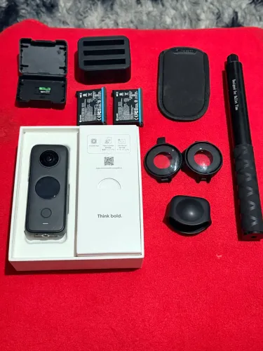 Câmera insta 360 x2 Completa