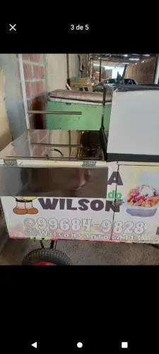 Carrinho de salada de frutas