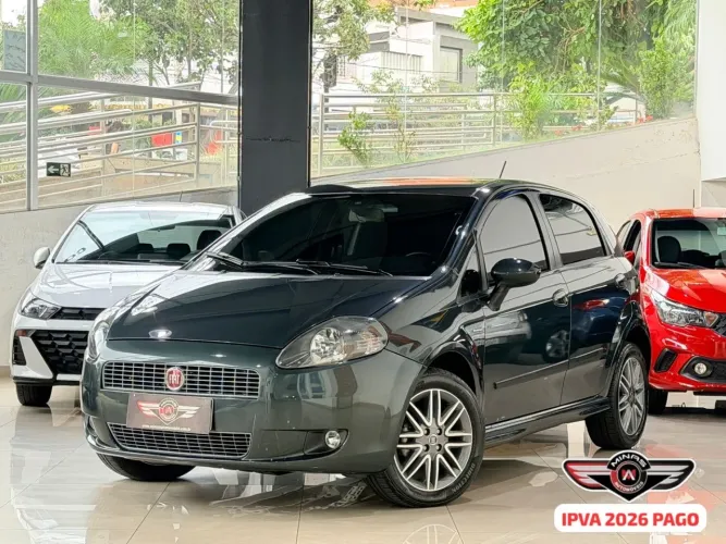 Fiat Punto Sporting Dualogic 1.8 Flex 16V 5P 2011