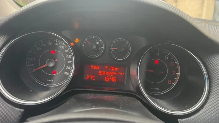 Fiat Bravo Essence 1.8 Flex 16V 5P 2012