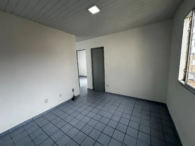 Apartamento 2/4 Próx. a rótula do Lamarão