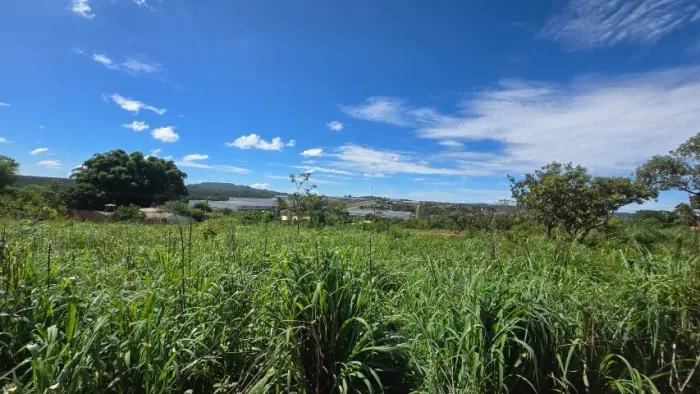 LOTE DE 360 M2 BAIRRO GARAVELO SUL I -REGIÃO DA BR 153
