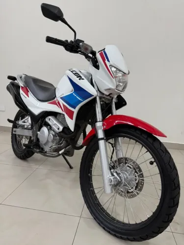 Falcon 400 NX - ANO 2015 MANUAL 