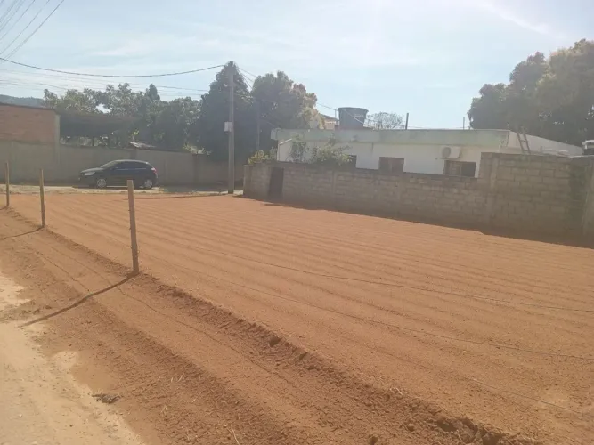 Terreno de Esquina 12x20 - 240m² - Próximo Construmax e Hotel Alteza - Itaocara