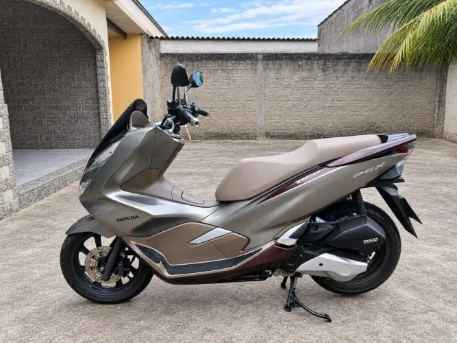 HONDA PCX 150 DLX 2022