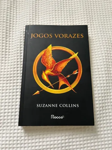 Livro Jogos Vorazes- Suzanne Collins