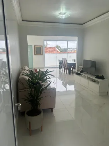 Casa no Terra nova