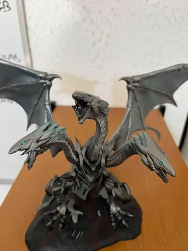Estátua GK Dragão Branco de Olhos Azuis Ultimate - Yu-Gi-Oh! - Item Colecionável