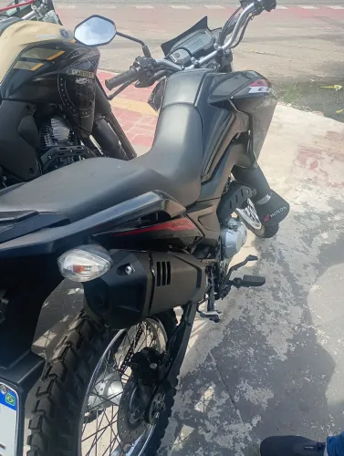 Vendo Moto Honda Bros 160 2018