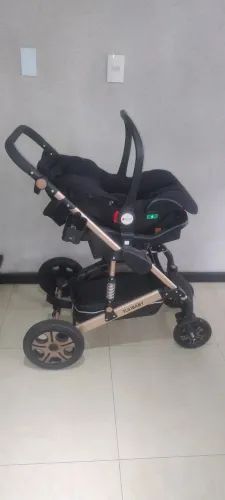 CARRINHO de BEBÊ 3em 1 + BASE VEICULAR 
