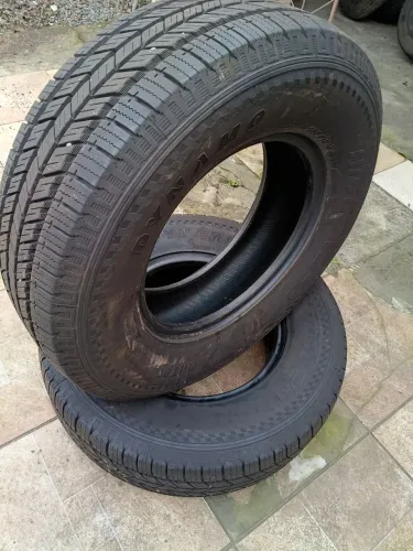 Par de pneus 255/70 16