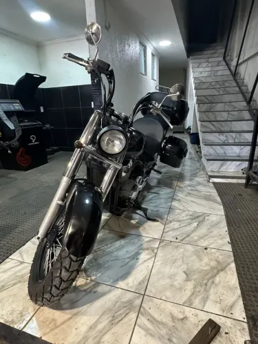 Vendo moto Honda Shadow 750 ano 2006