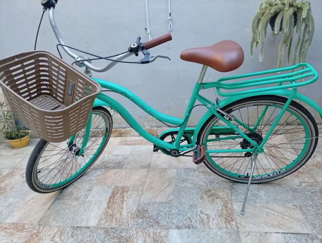 Bicicleta retrô Vintage feminina passeio