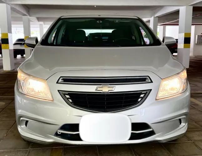 Chevrolet Onix Hatch LT 1.0 8V Flex Power Mec. 4P 2016