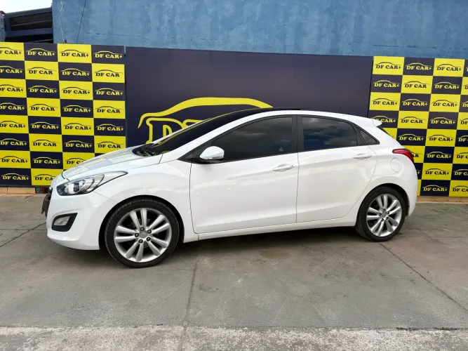 Hyundai I30 1.8 16V Aut. 5P 2015