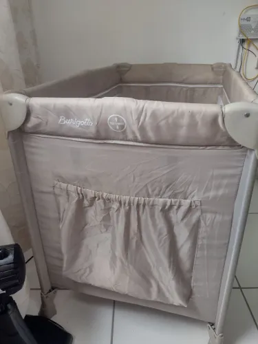 Berço portátil com mosqueteiro relax Burigotto até 15kg