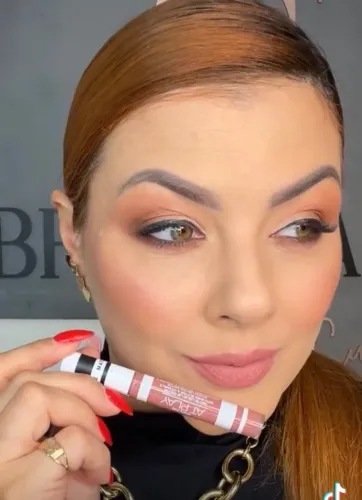 Batom Mary kay