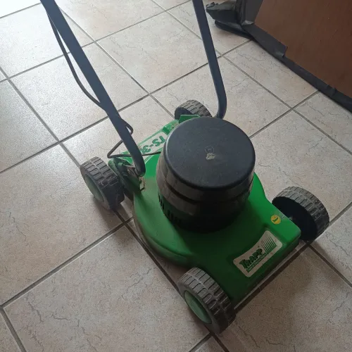 Cortador de gramas Elétrico - bivolt