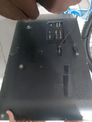 Tv Tela quebrada
