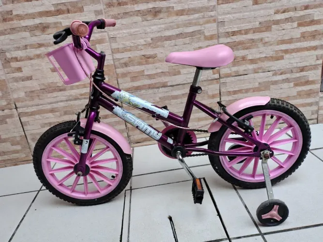 Vendo Bicicleta infantil menina