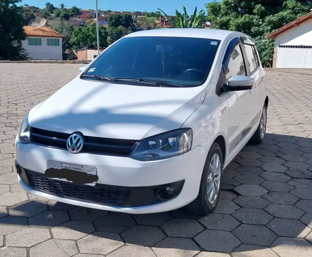 Volkswagen Fox Rock IN RIO 1.6 MI Total Flex 8V 5P 2014