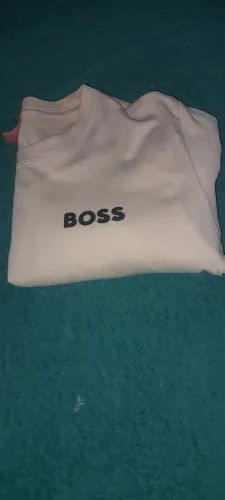 Camiseta da BOSS masculina nova