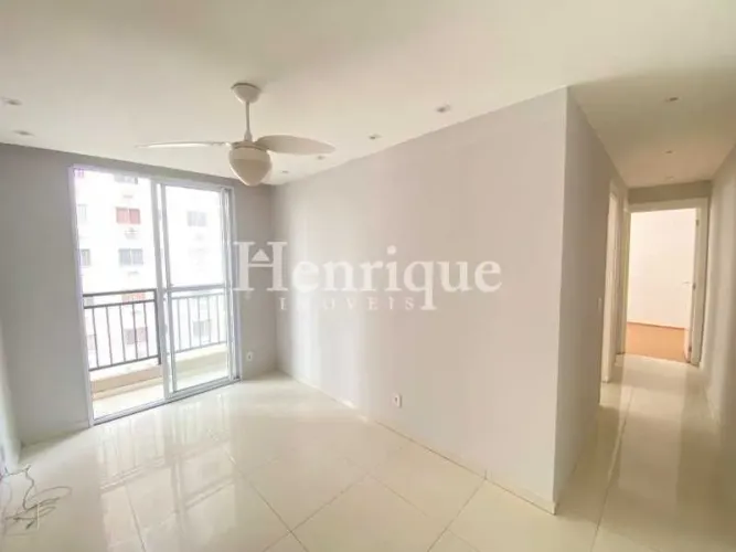 Apartamento : / Residencial / Engenho Novo