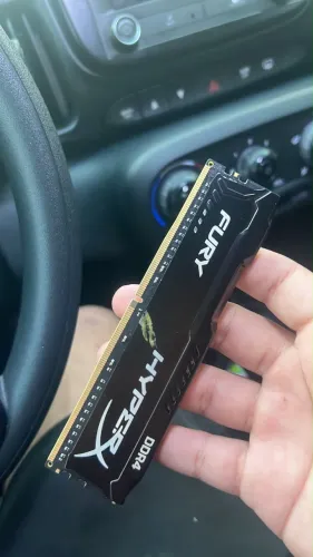 Memória RAM HyperX DDR4 de 16 GB