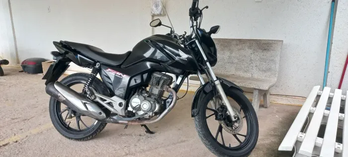 Vendo fan 160 2022 em otimo estado emplacada 2026