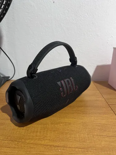 Vendo JBL CHARGE 6