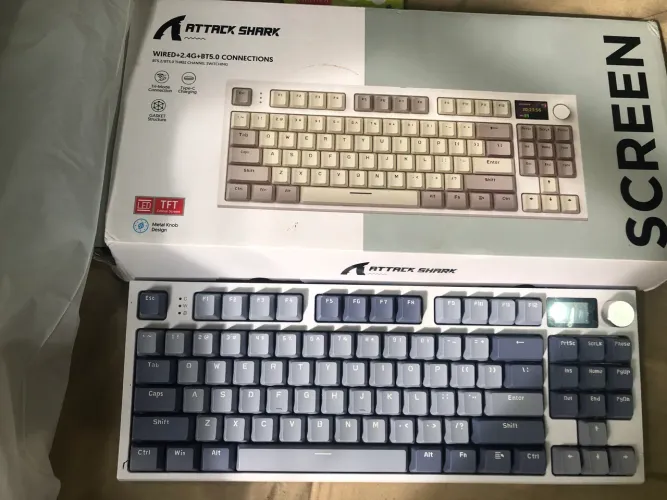 Teclado Attack Shark R$ 450