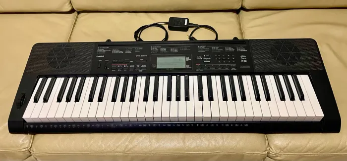 Teclado Casio CTK-3200