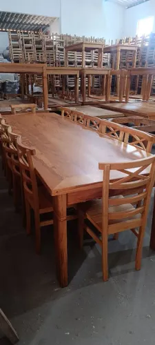 Mesa de madeira com 12 cadeiras 3x1 a pronta entrega $ 5.999,00 no Pix. Entrega em 24 hr